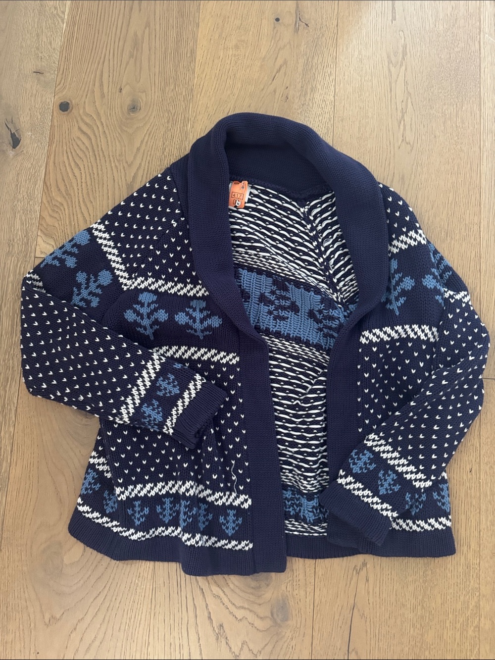 Marea EUC size small cardigan